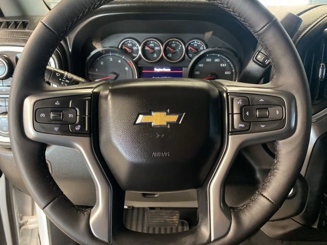 Used 2022 Chevrolet Silverado 2500 LT w/ Convenience Package image 13