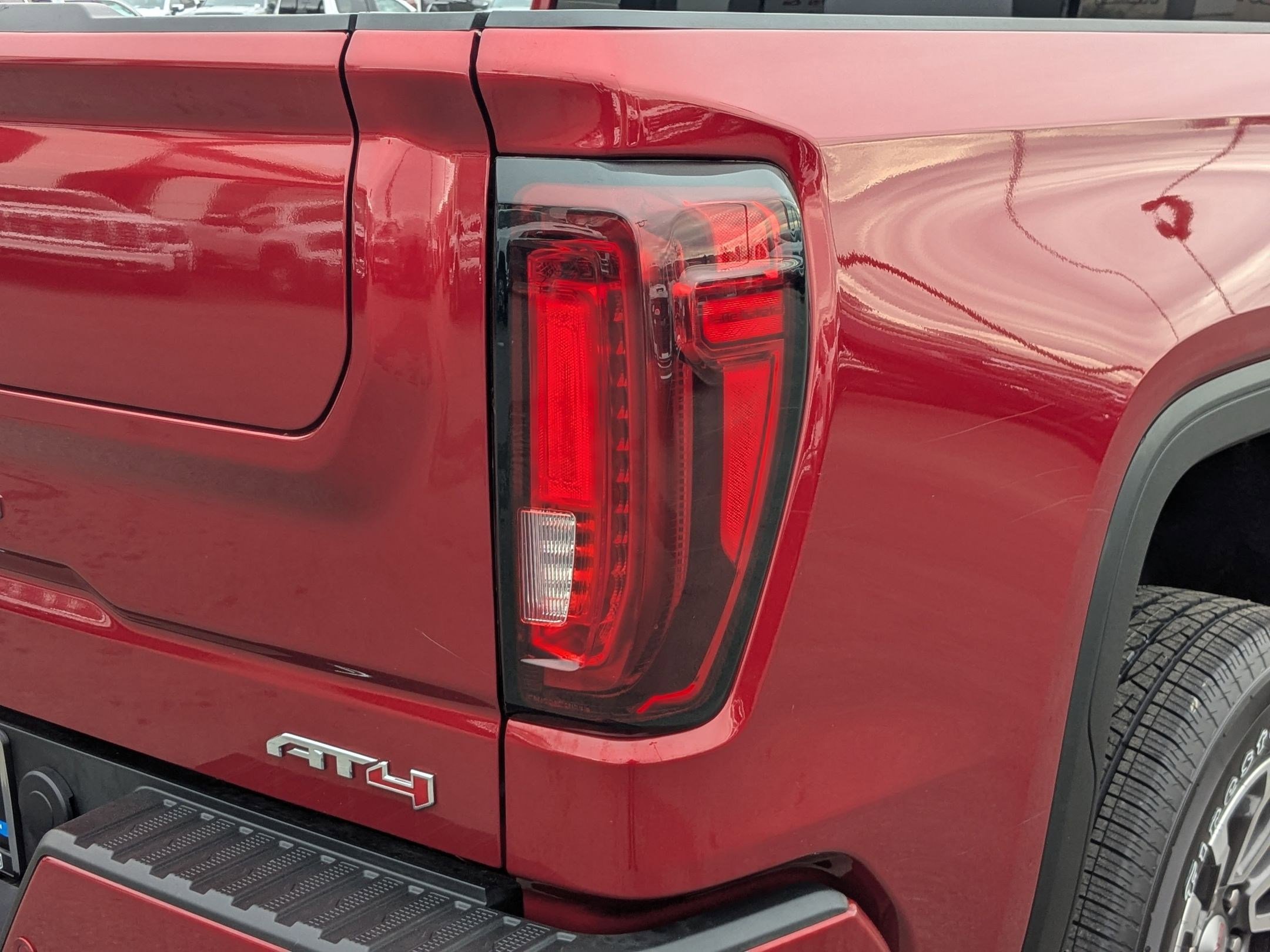 Certified 2022 GMC Sierra 1500 AT4 w/ AT4 Premium Package image 12