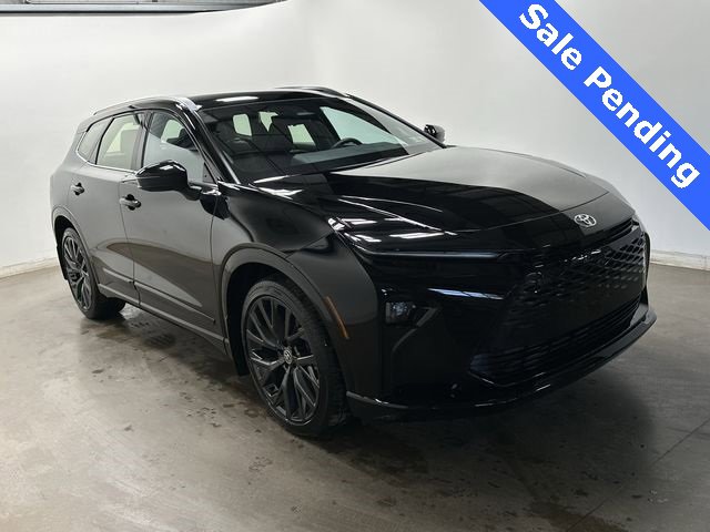 Used 2025 Toyota Crown Signia image 28