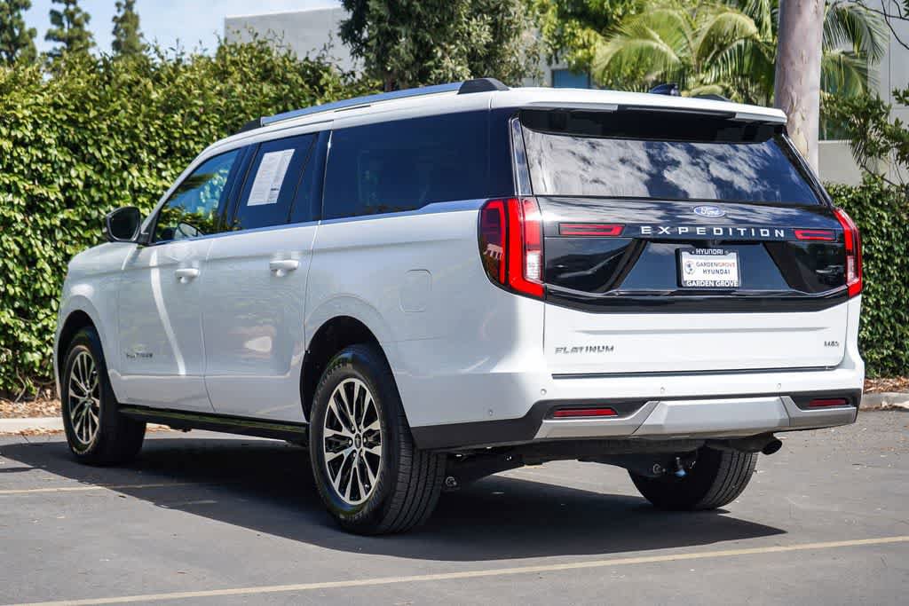 Used 2025 Ford Expedition Max Platinum AWD/4WD image 4