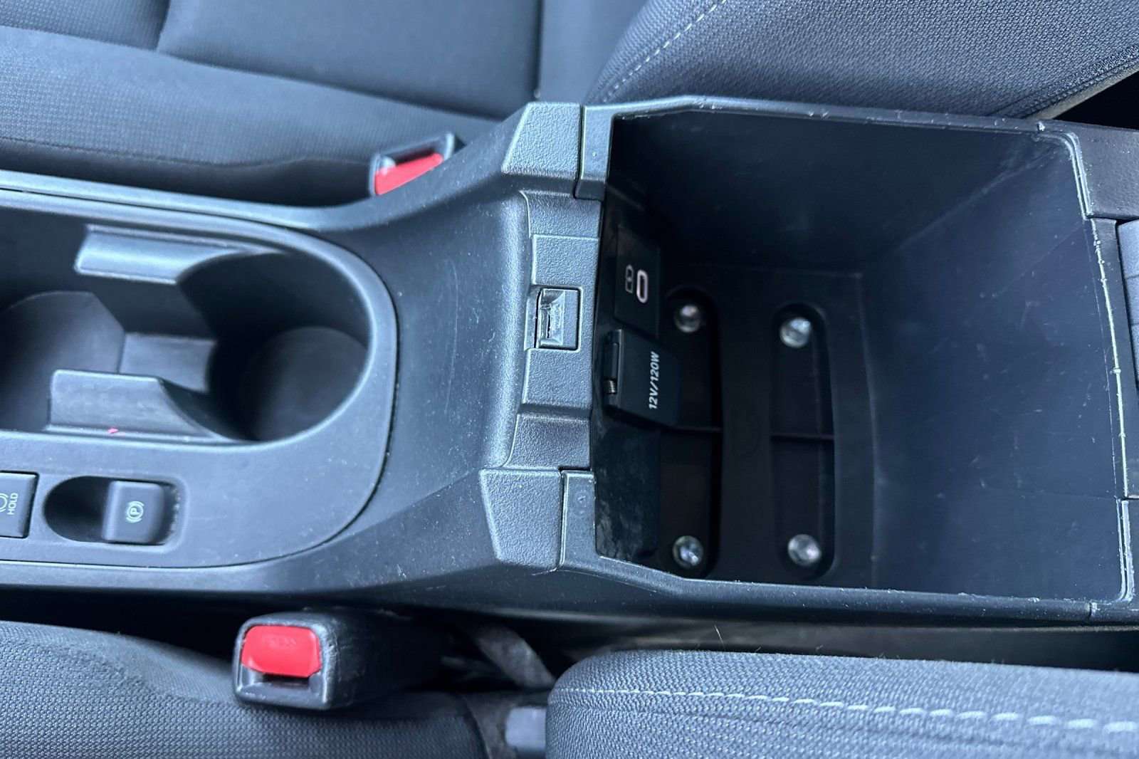 Used 2024 Toyota Corolla LE image 31