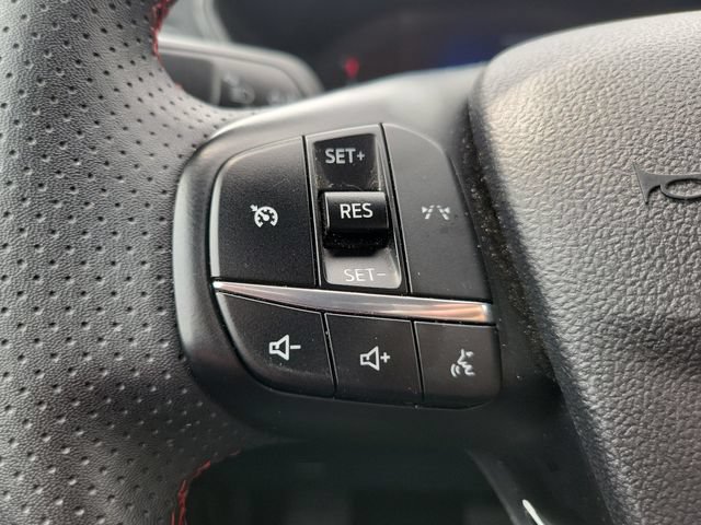 Used 2025 Ford Escape ST-Line AWD/4WD image 22