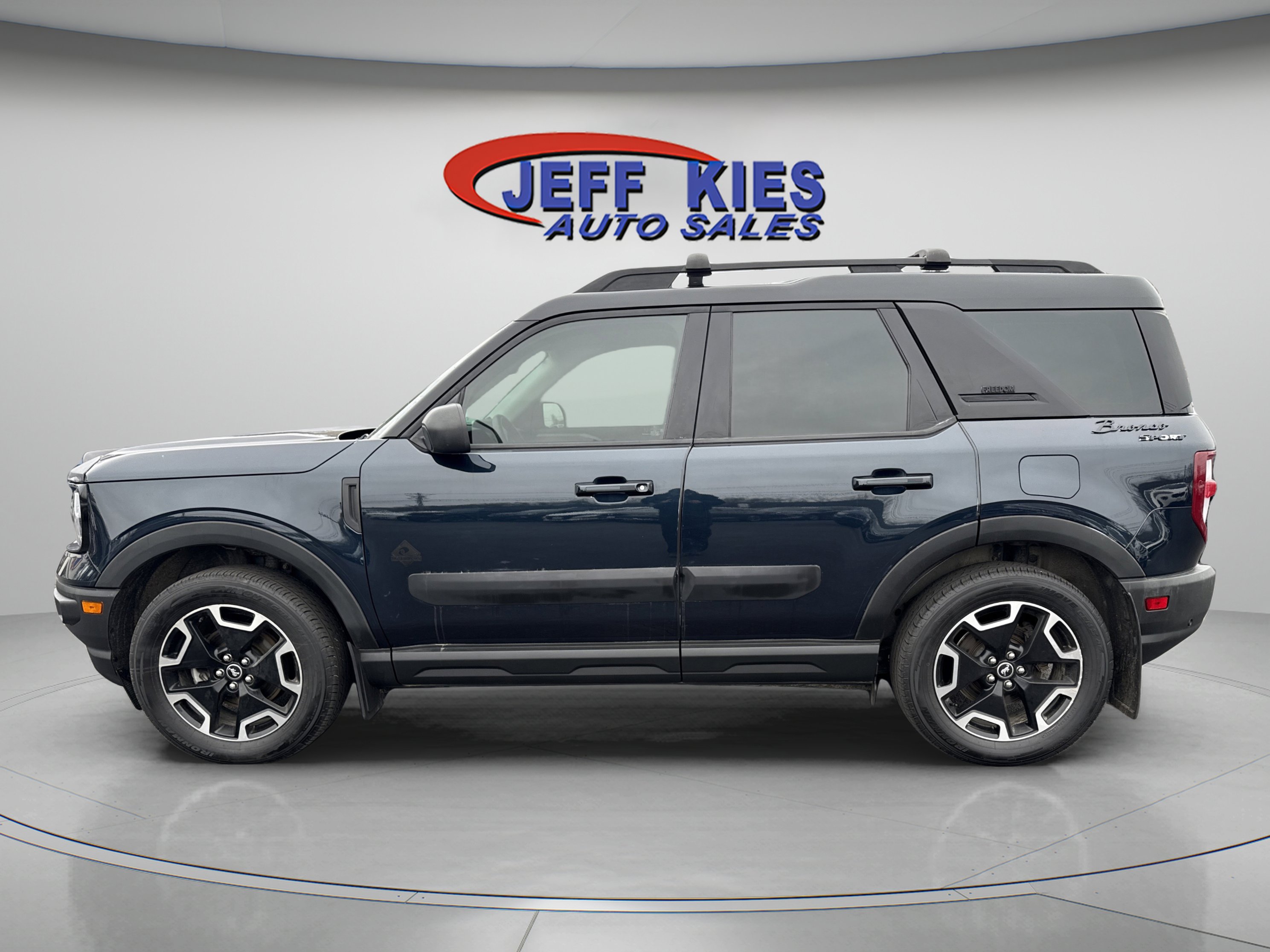 Used 2021 Ford Bronco Sport Outer Banks AWD/4WD image 8