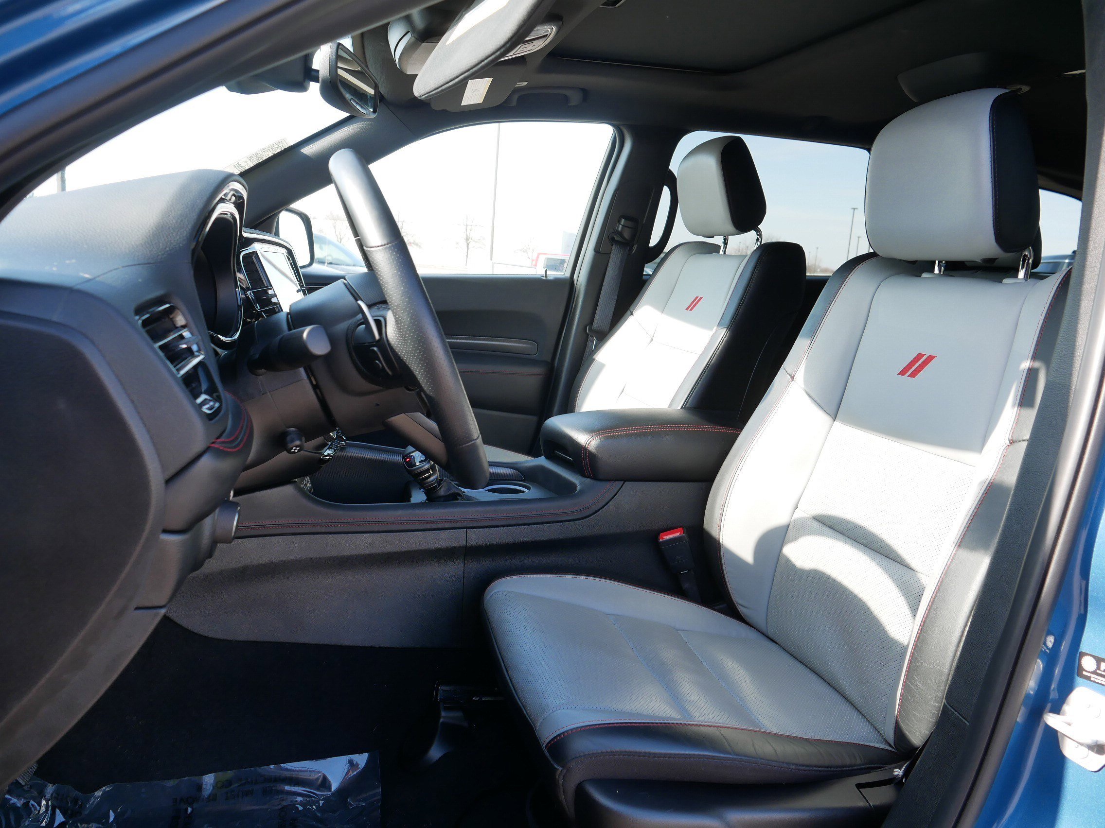 Used 2024 Dodge Durango GT image 34