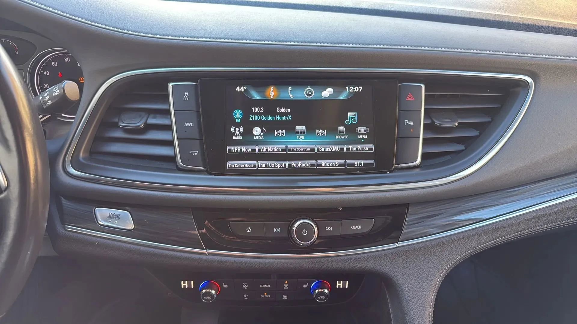 Used 2018 Buick Enclave Essence w/ Trailering Package image 18