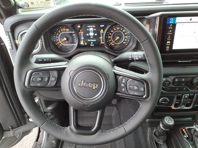 New 2026 Jeep Gladiator Sport S image 18