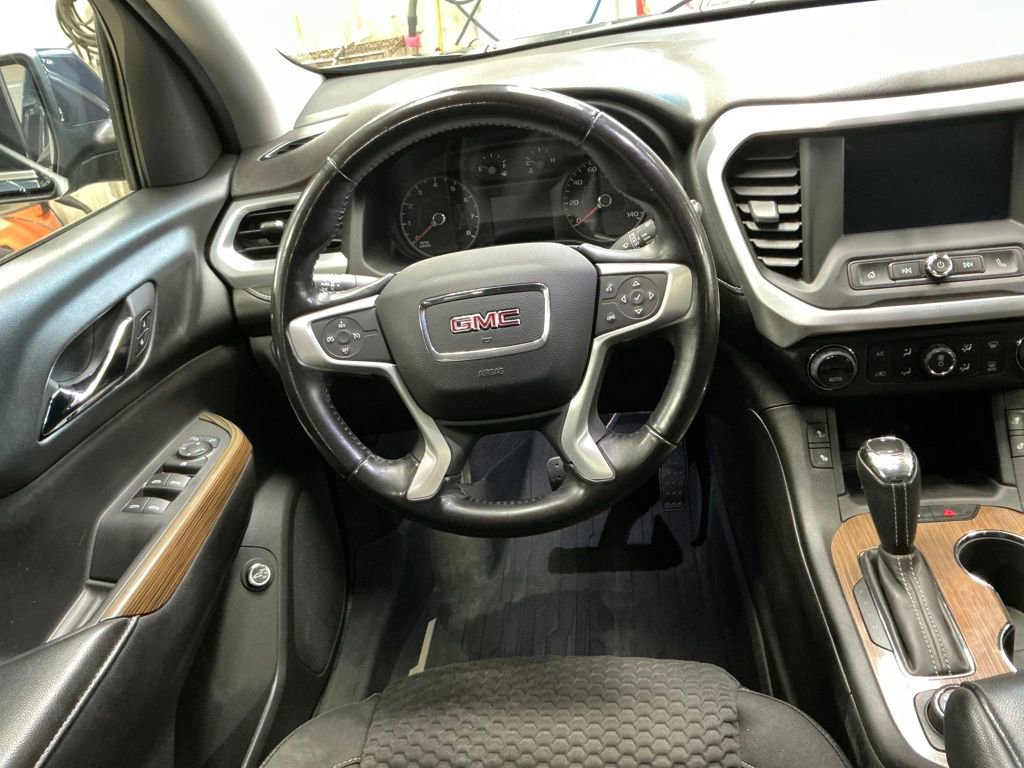Used 2018 GMC Acadia SLE w/ LPO, Floor Liner Package image 16