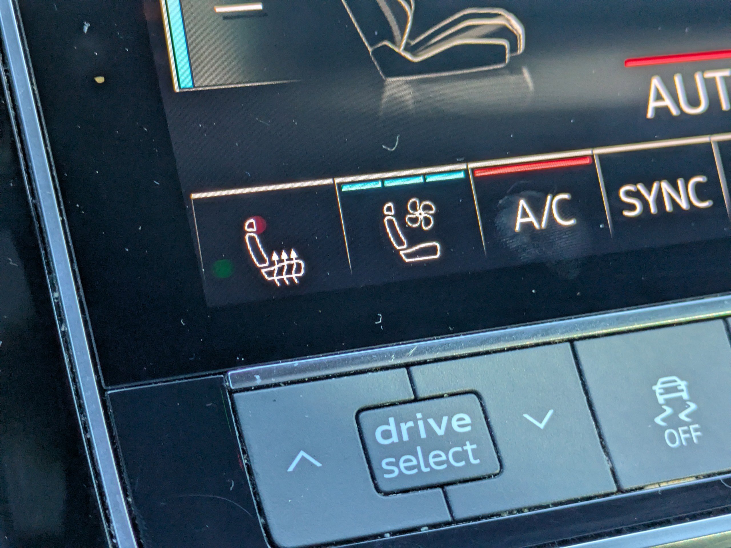 Used 2022 Audi Q7 Premium Plus w/ Premium Plus Package image 26