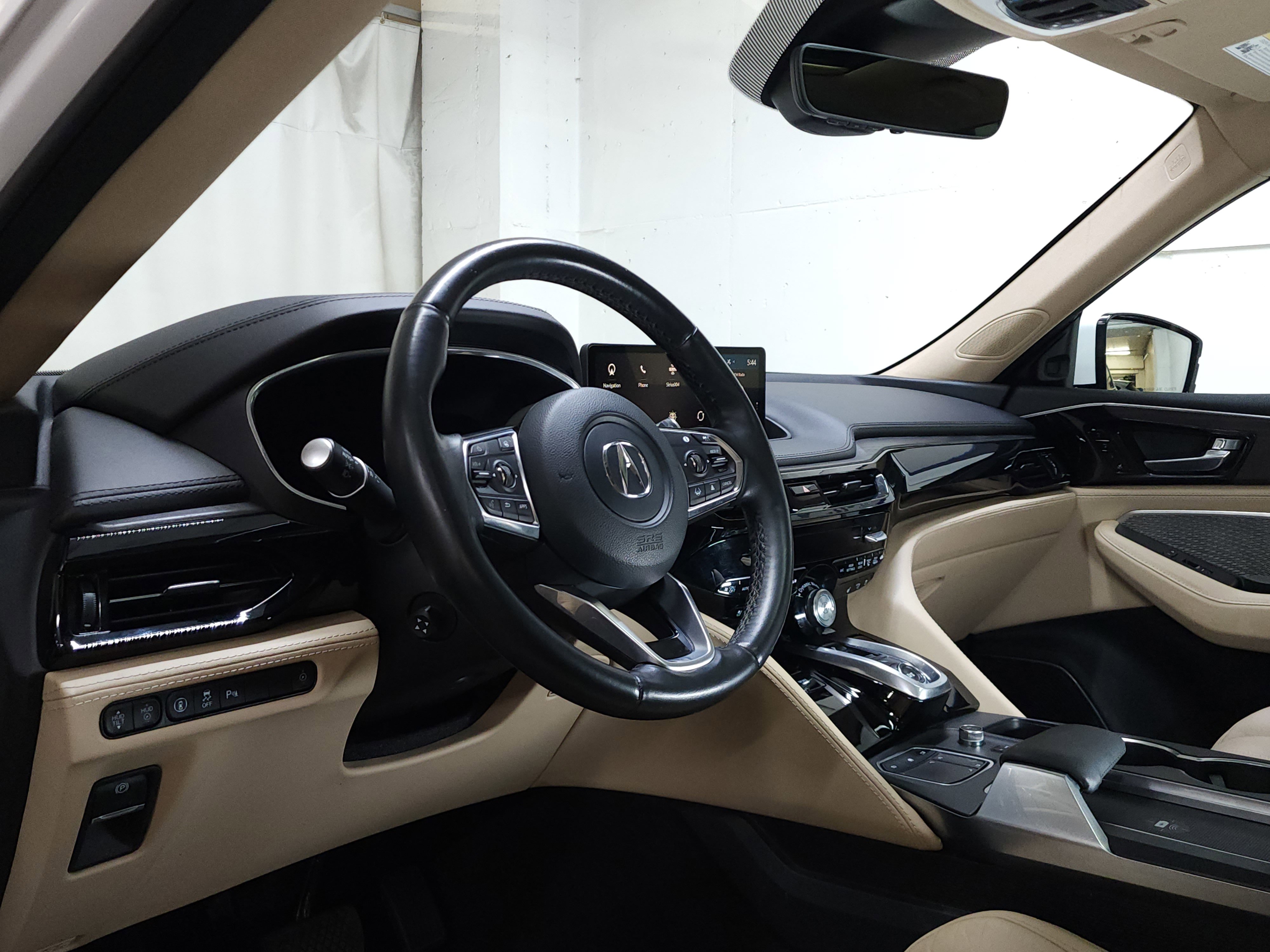 Used 2023 Acura MDX SH-AWD w/ Advance Package image 13