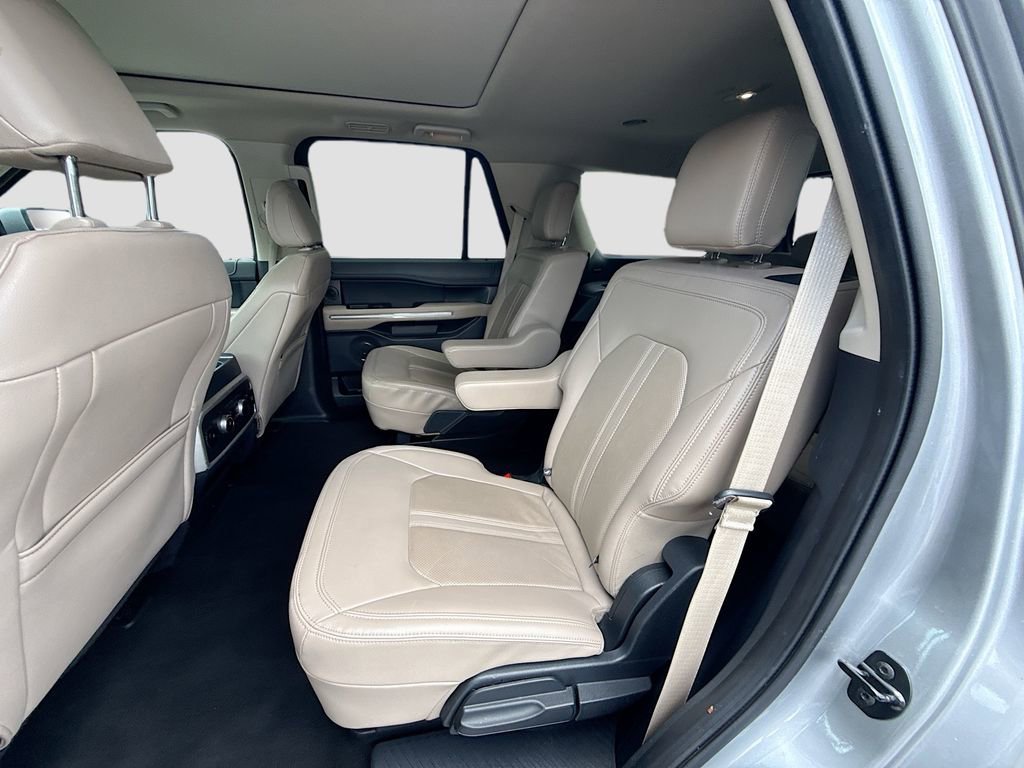Used 2024 Ford Expedition Limited image 26