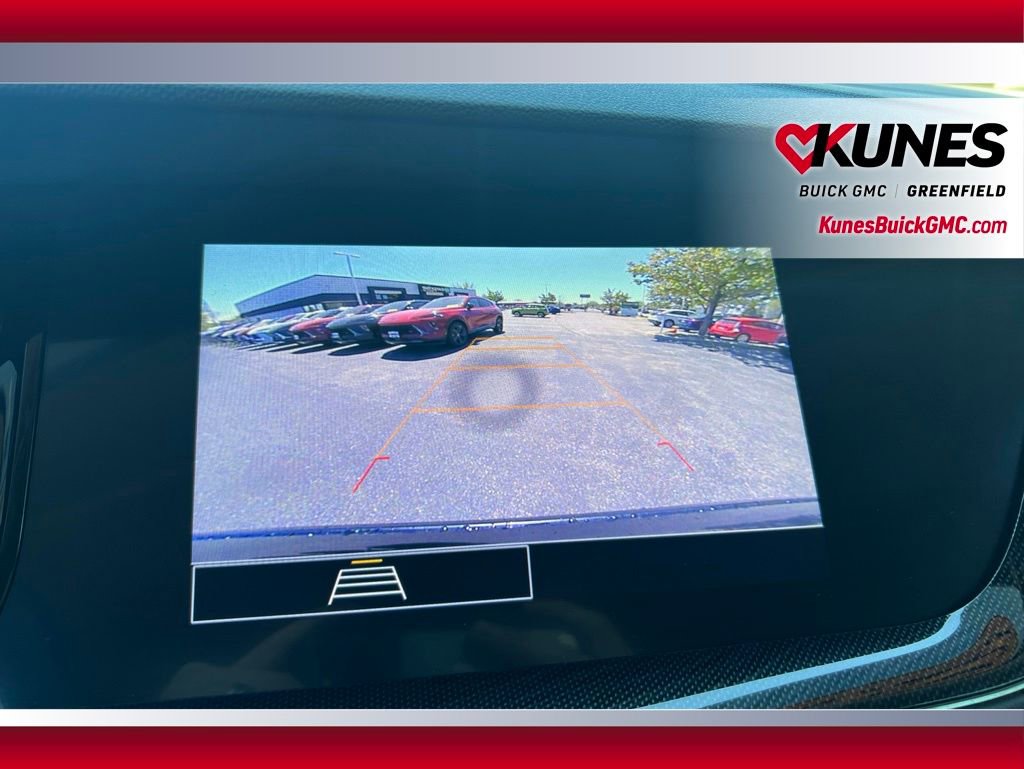 Used 2023 Buick Envision Preferred FWD image 27