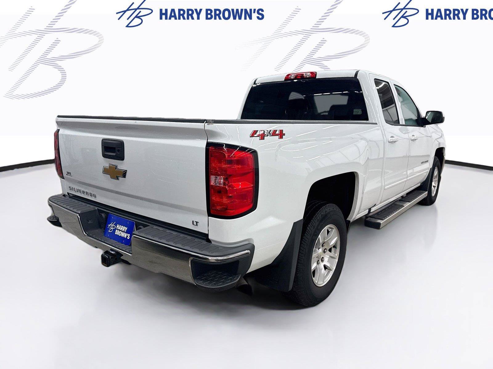 Used 2018 Chevrolet Silverado 1500 LT w/ All Star Edition AWD/4WD image 9