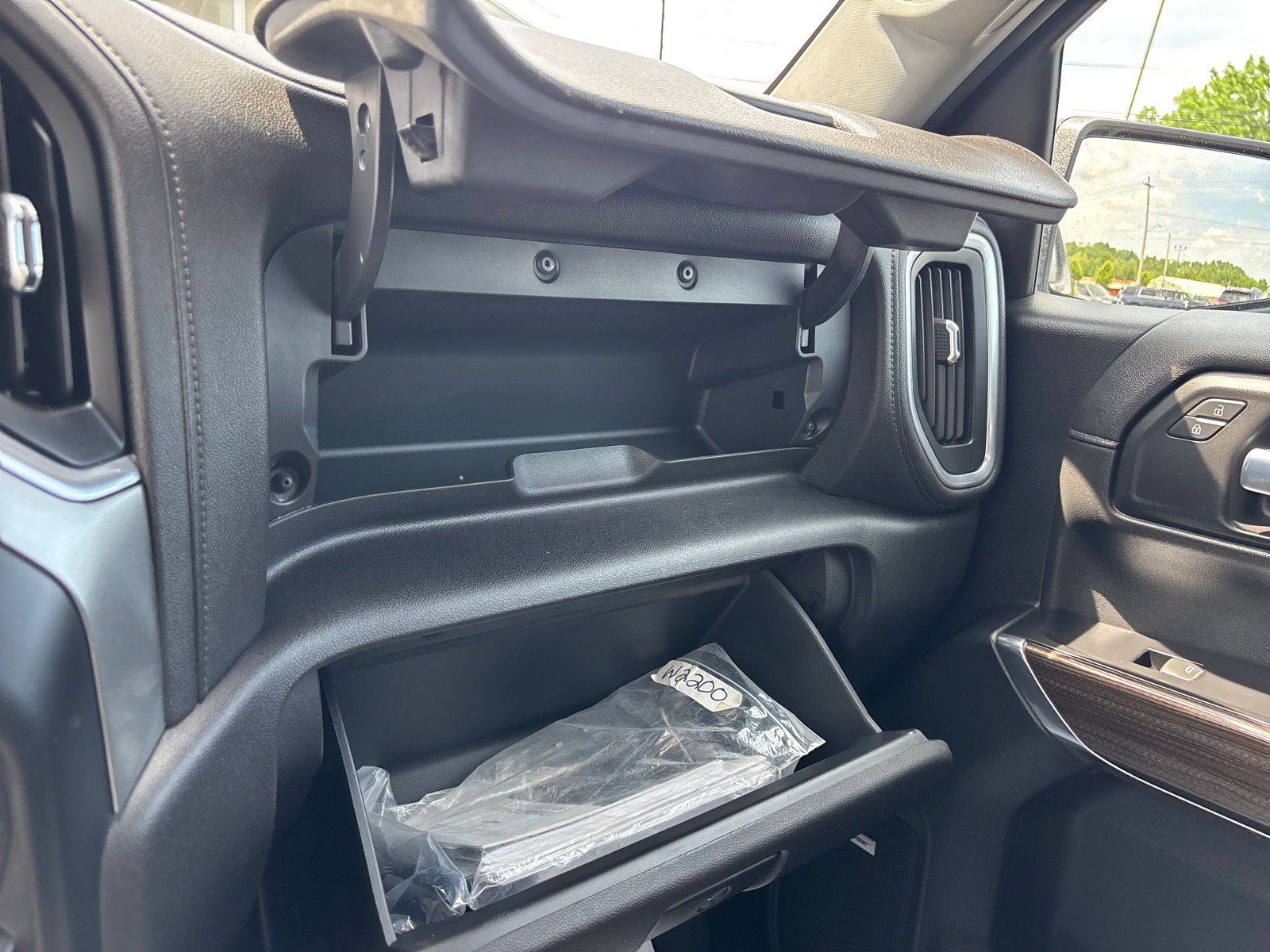 Used 2019 Chevrolet Silverado 1500 RST w/ All-Star Edition AWD/4WD image 40