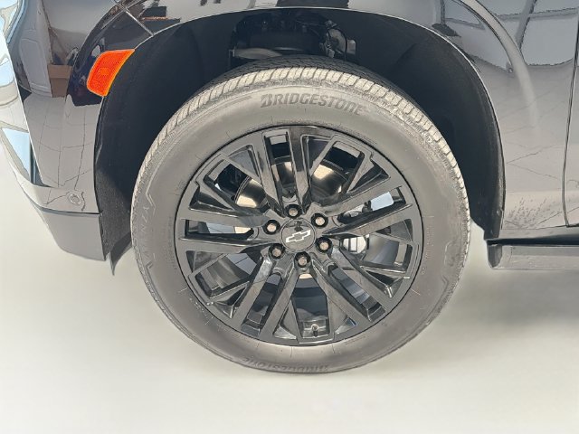 Certified 2024 Chevrolet Suburban High Country w/ Advanced Technology Package AWD/4WD image 30