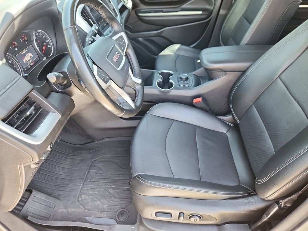 Used 2024 GMC Terrain SLT w/ Infotainment Package II AWD/4WD image 8