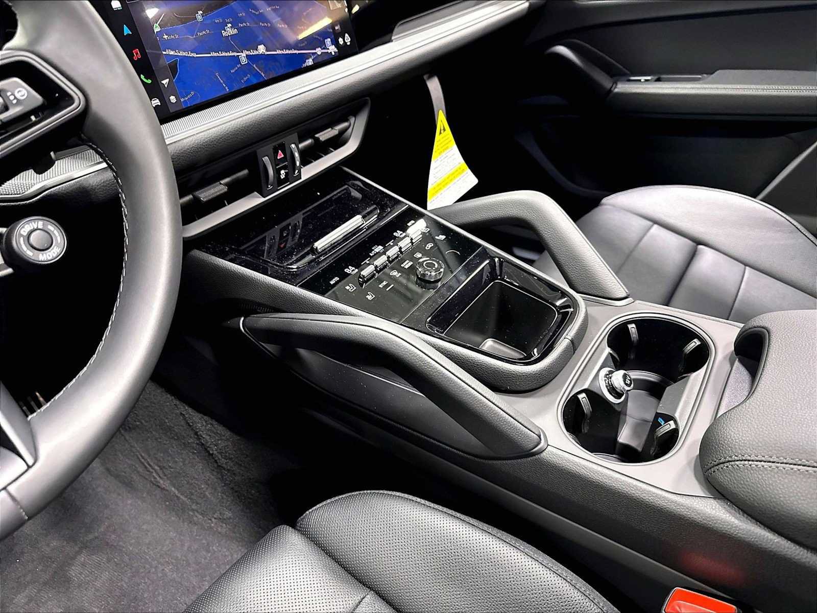 New 2026 Porsche Cayenne S AWD/4WD image 17