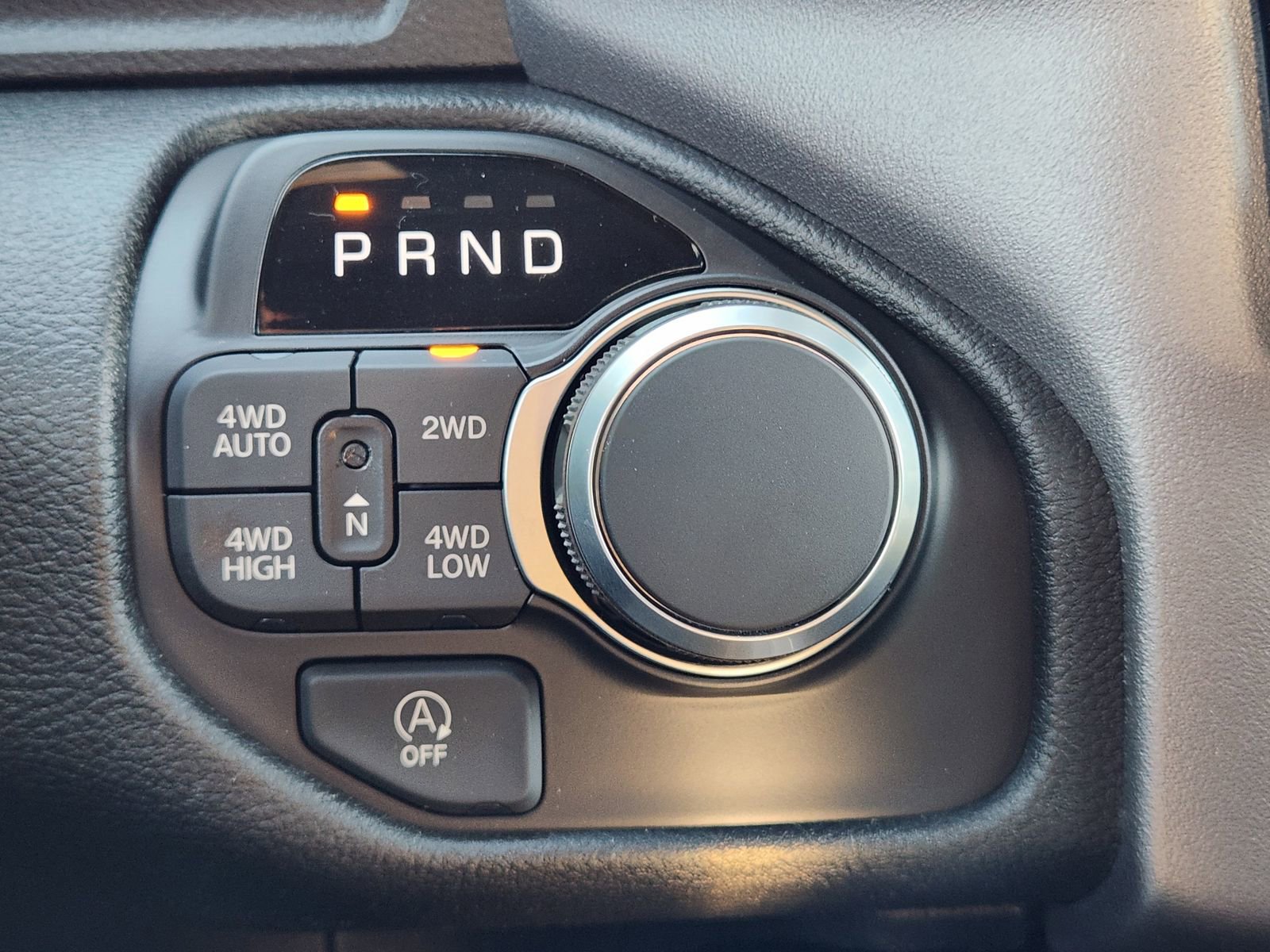 New 2026 RAM 1500 4x4 Crew Cab image 17