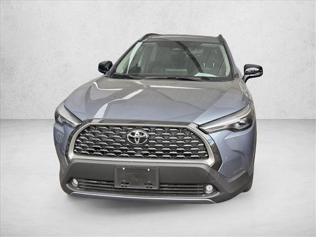 Certified 2025 Toyota Corolla Cross XLE image 2