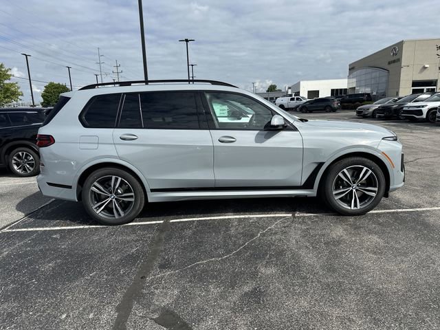 New 2026 BMW X7 xDrive40i w/ M Sport Package image 2