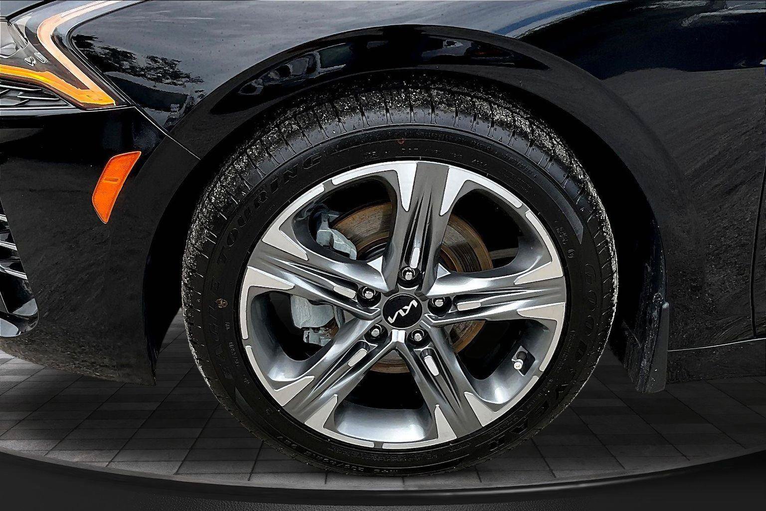 Used 2023 Kia K5 EX w/ EX Premium Package FWD image 36