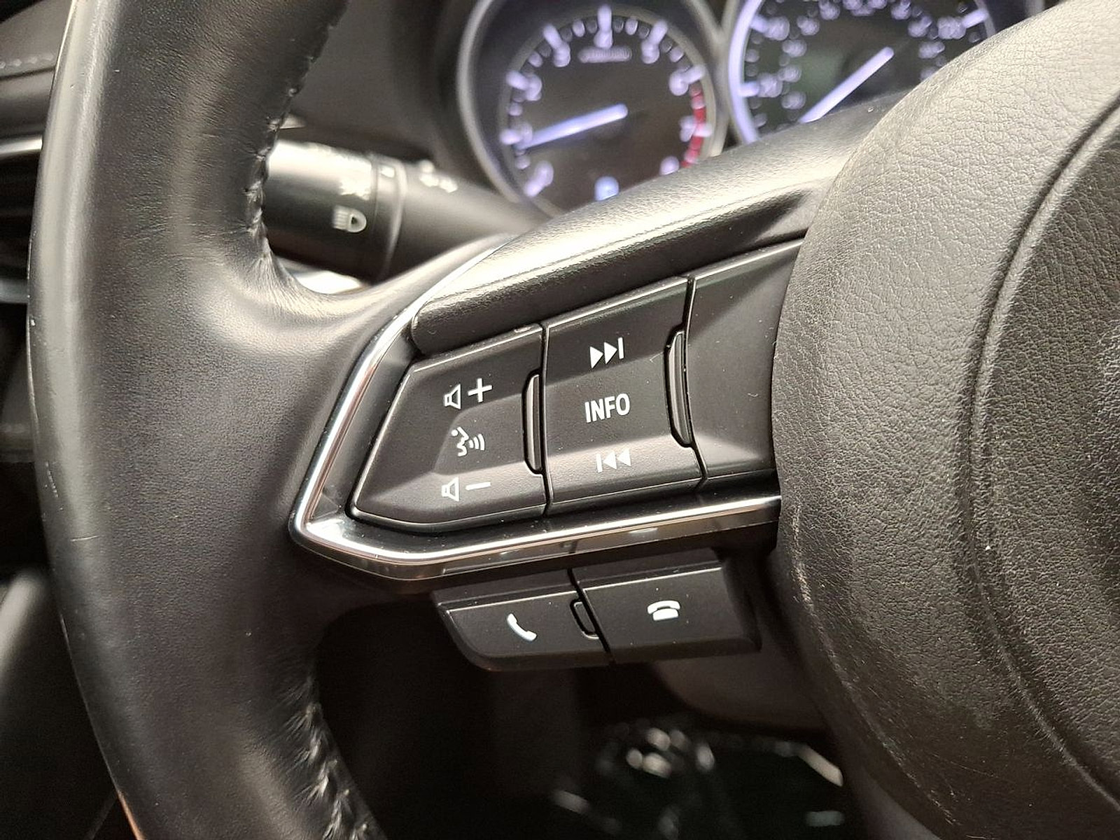 Used 2018 MAZDA MAZDA6 Touring image 17