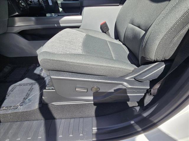 New 2026 Ford F250 XLT w/ FX4 Off-Road Package image 4