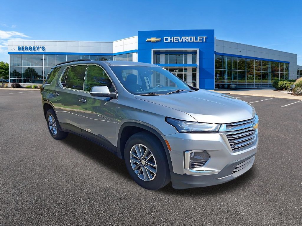 Used 2023 Chevrolet Traverse LT w/ LPO, Floor Liner Package AWD/4WD image 3