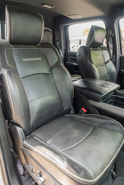 Used 2020 RAM 3500 Laramie w/ Night Edition AWD/4WD image 43