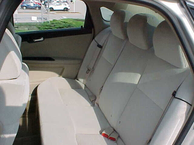 Used 2011 Chevrolet Impala LS image 10