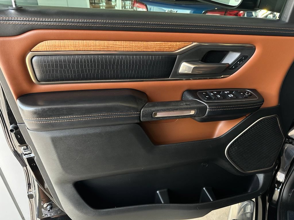 Used 2019 RAM 1500 Limited AWD/4WD image 11