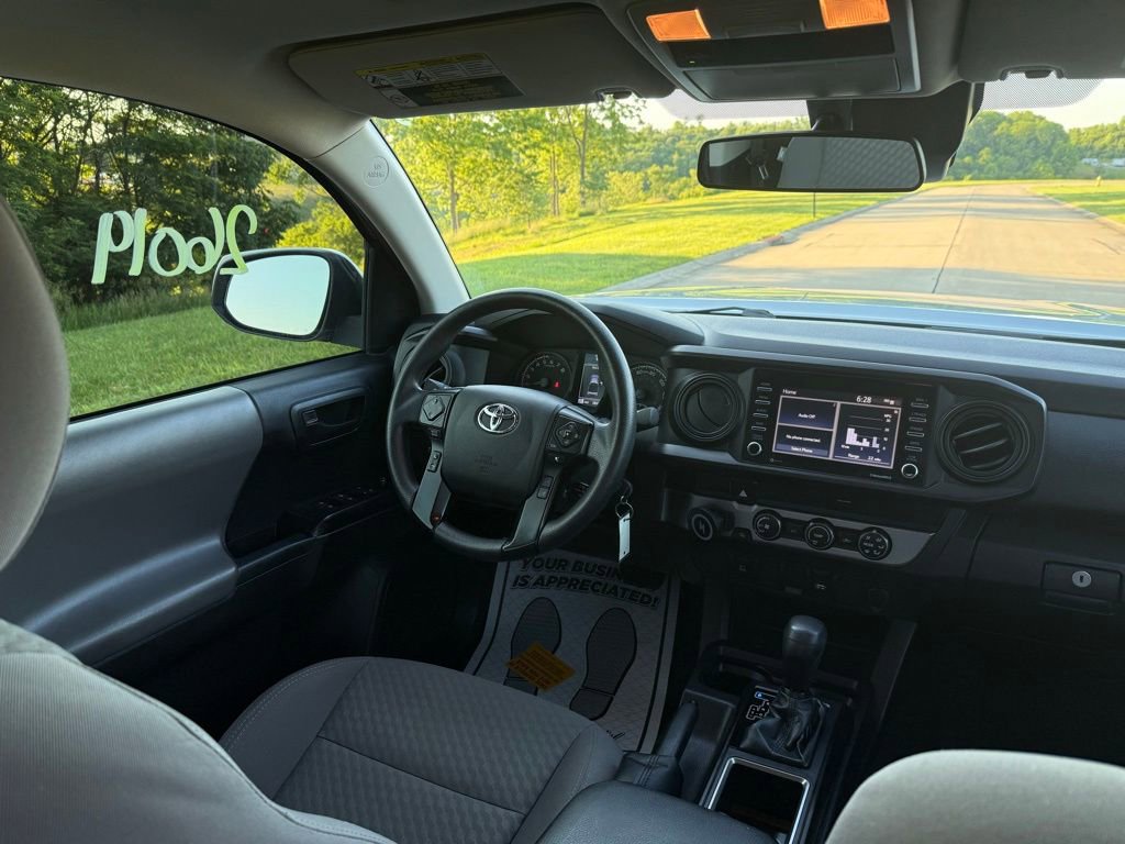 Used 2022 Toyota Tacoma SR w/ SR Convenience Package RWD image 16