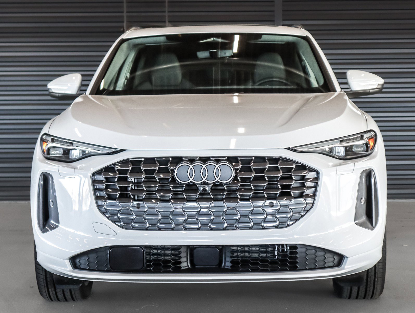 Certified 2025 Audi Q5 Prestige image 14