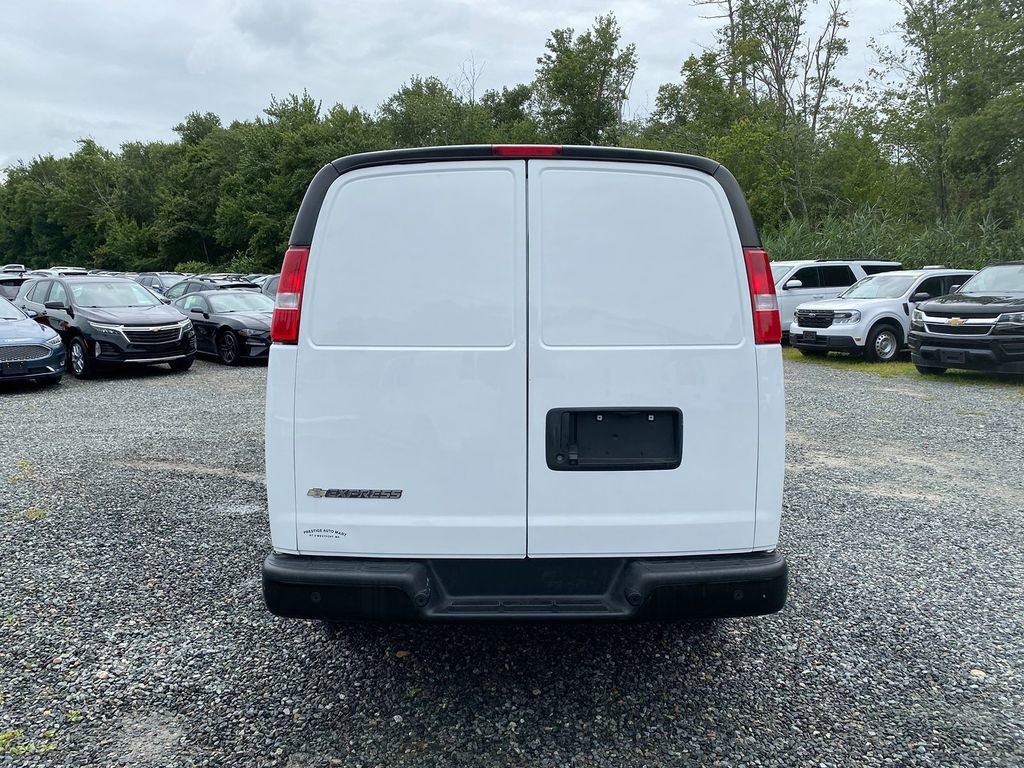 Used 2021 Chevrolet Express 2500 image 6