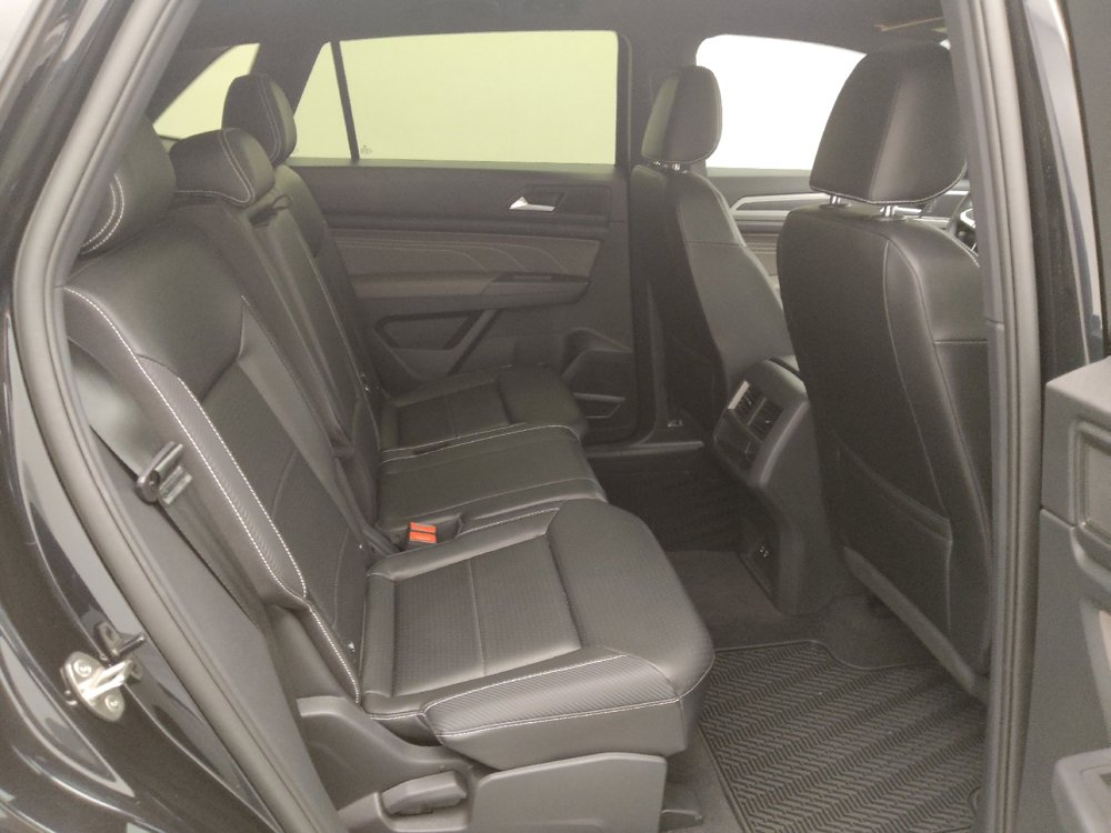 Used 2021 Volkswagen Atlas Cross Sport SE image 19