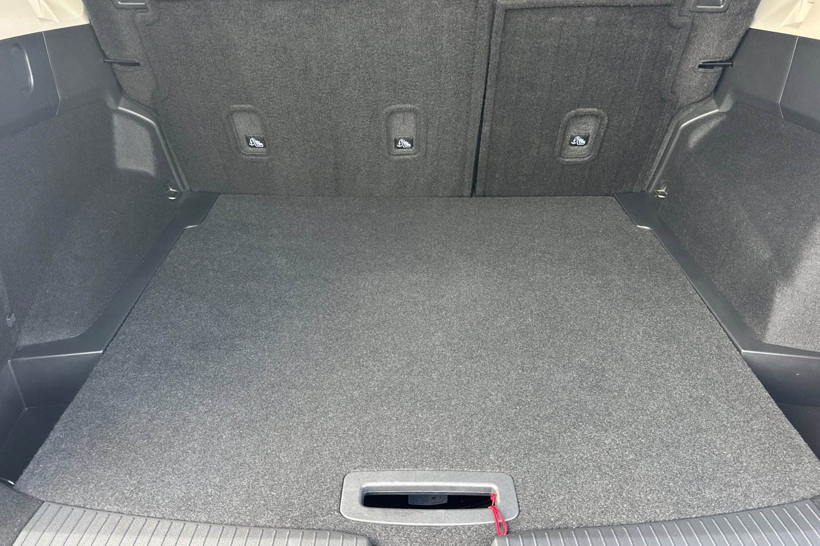 Used 2023 Nissan Rogue SV image 15