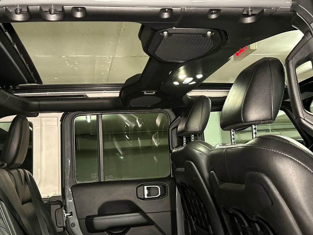 Used 2021 Jeep Wrangler Unlimited Rubicon 4xe w/ Cold Weather Group image 15