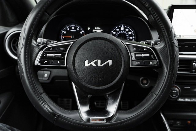 Used 2024 Kia Forte GT-Line w/ GT-Line Premium Package image 10