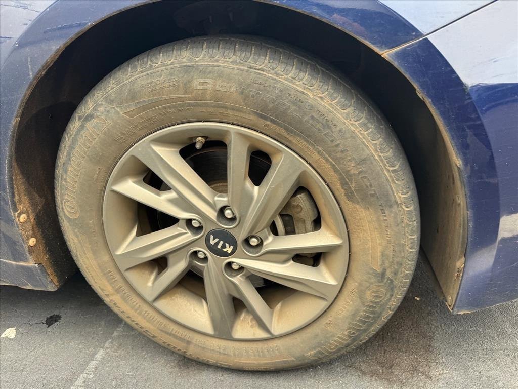 Certified 2019 Kia Optima LX image 2