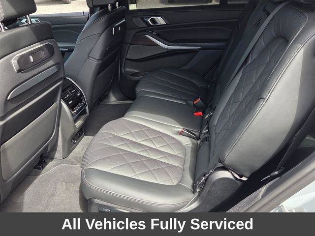 Used 2025 BMW X7 xDrive40i w/ Executive Package image 10