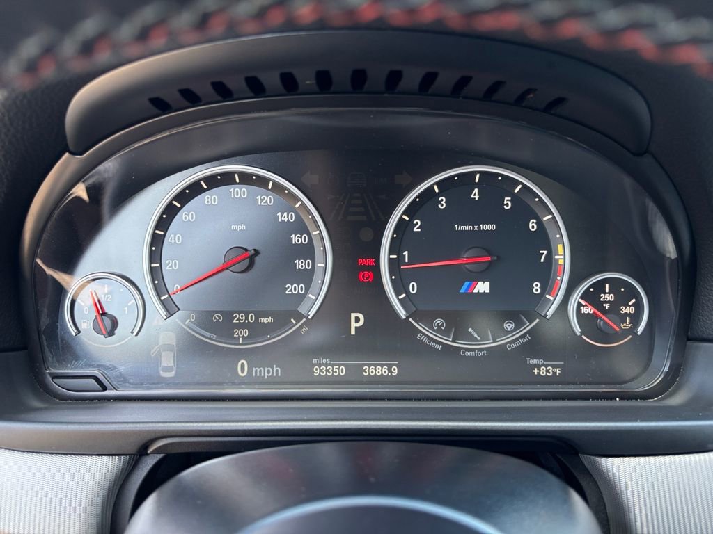 Used 2016 BMW M5 RWD image 25