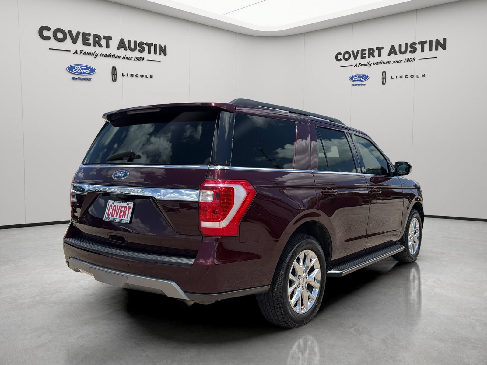 Used 2021 Ford Expedition XLT RWD image 5