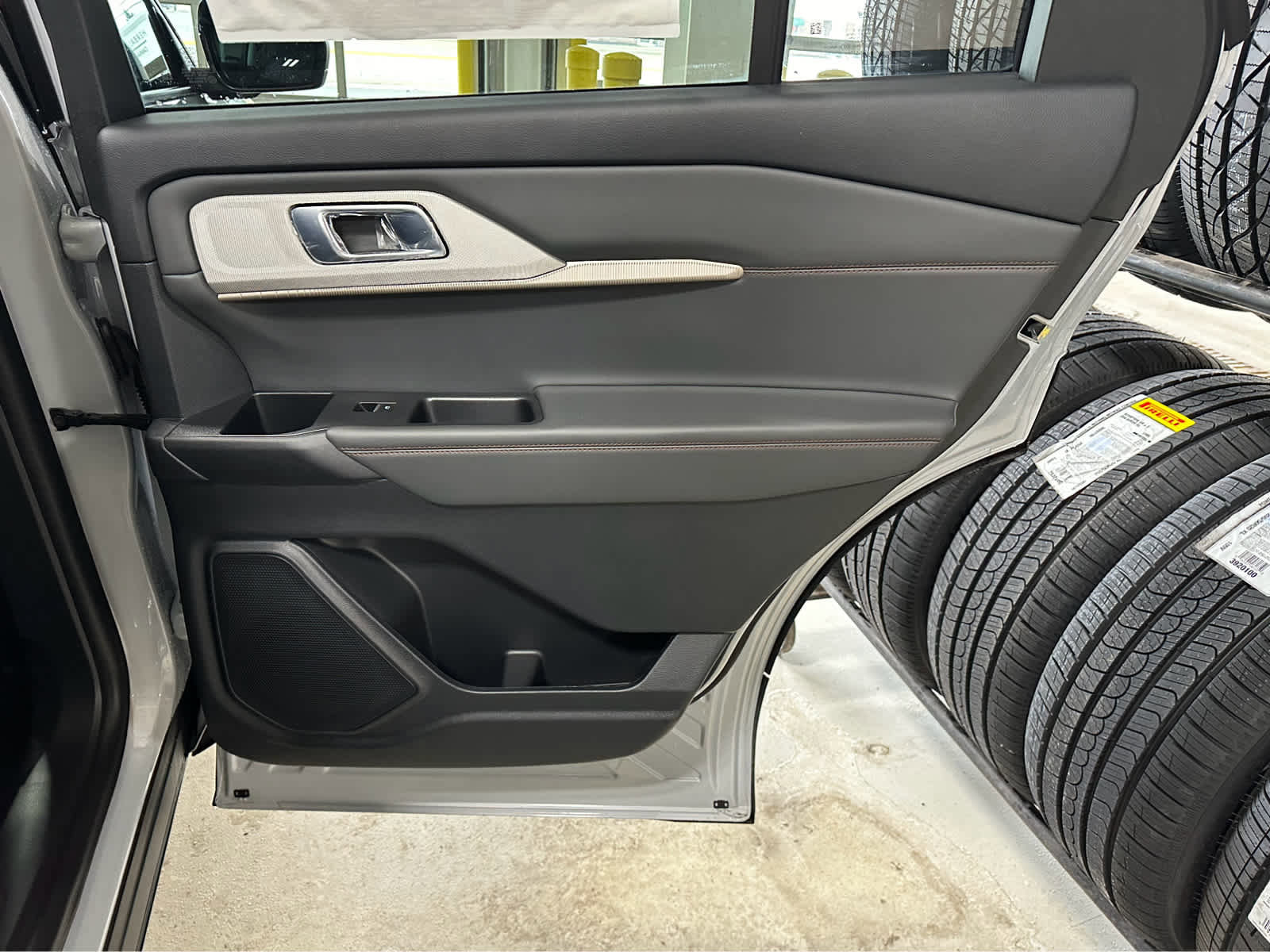 New 2026 Ford Explorer Active image 31