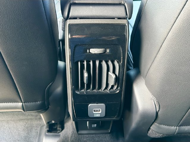 New 2026 Jeep Compass Limited w/ Sun, Sound & Navigation Group AWD/4WD image 28