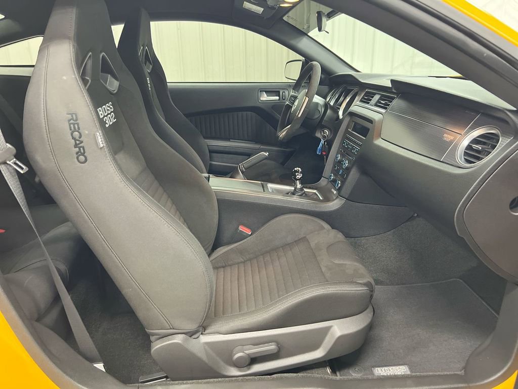 Used 2013 Ford Mustang Boss 302 w/ Boss 302 Accessory Pkg RWD image 20
