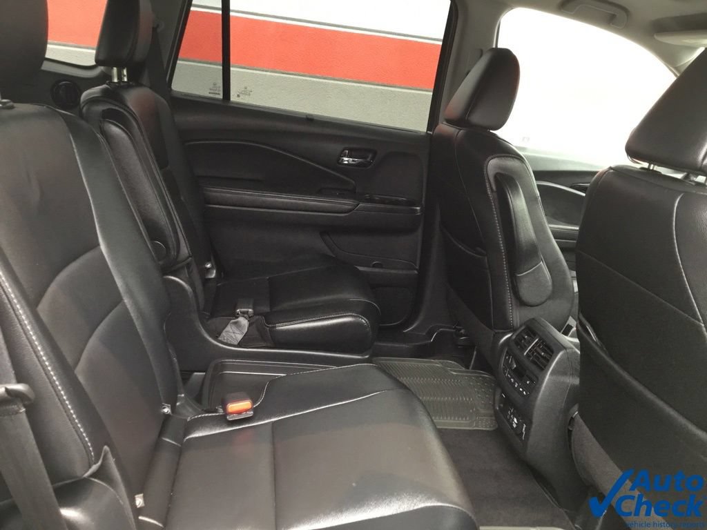 Used 2021 Honda Pilot Touring image 34