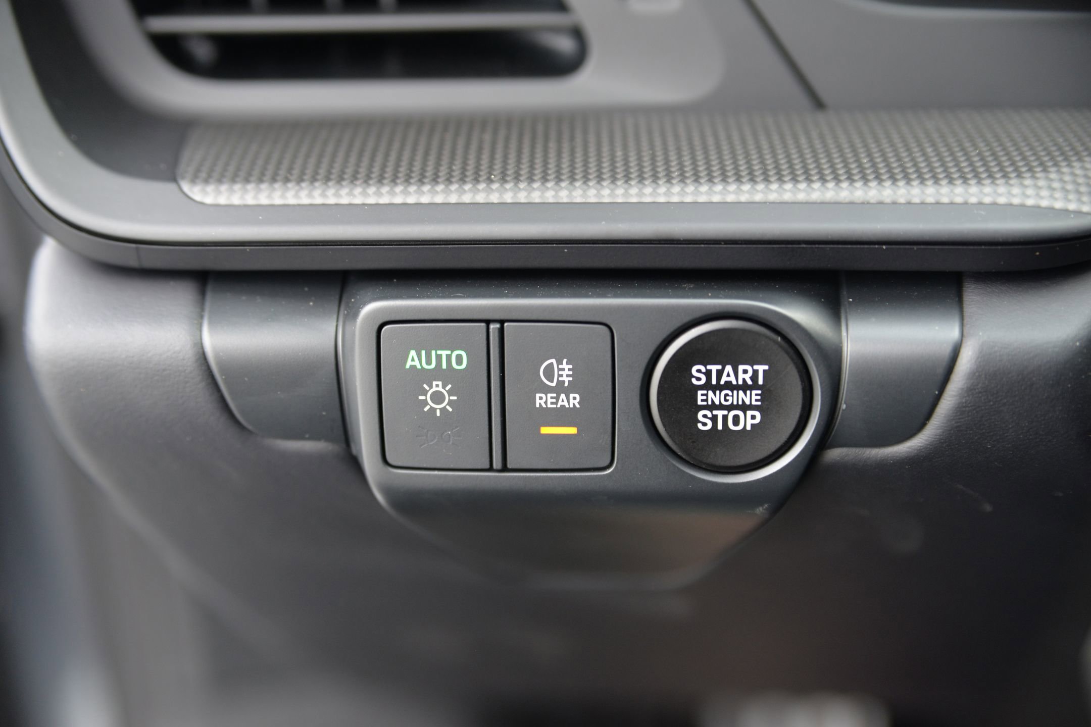 Certified 2025 Porsche 911 Carrera GTS image 17