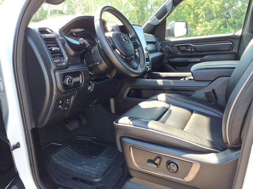Used 2024 RAM 1500 Limited AWD/4WD image 13