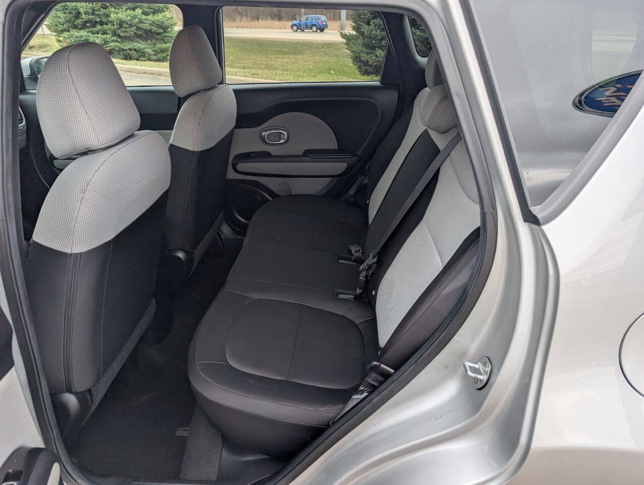 Used 2017 Kia Soul image 14