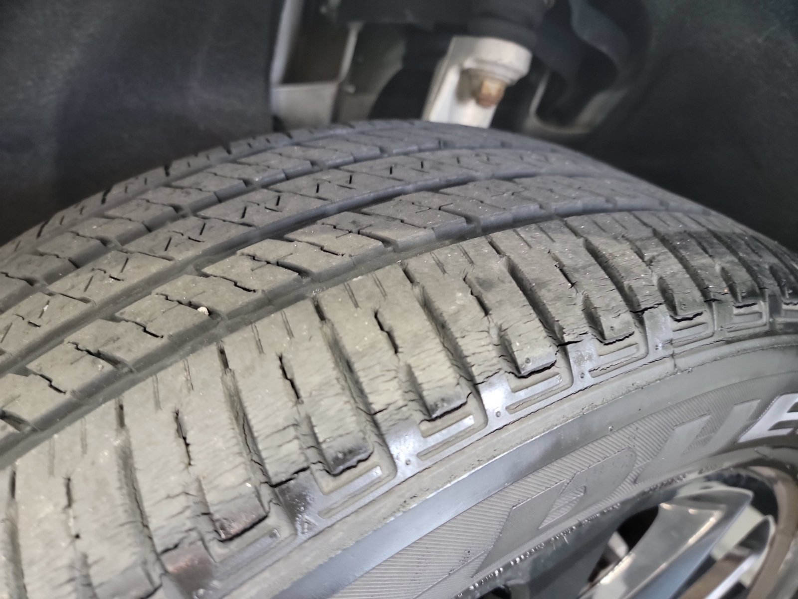 Used 2020 Jeep Grand Cherokee Altitude AWD/4WD image 31