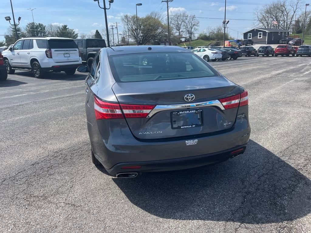 Used 2015 Toyota Avalon XLE image 3